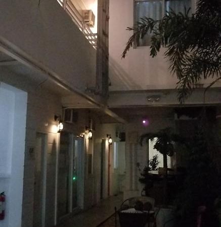 Innsite Room Rentals Pasay Zewnętrze zdjęcie