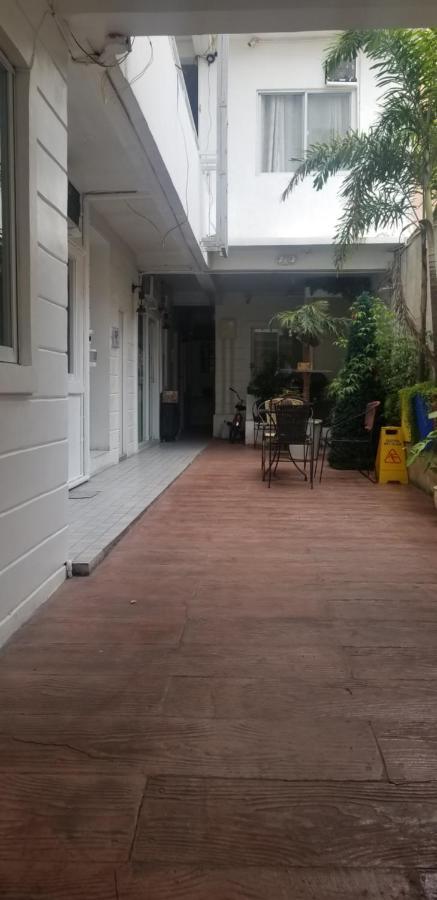 Innsite Room Rentals Pasay Zewnętrze zdjęcie