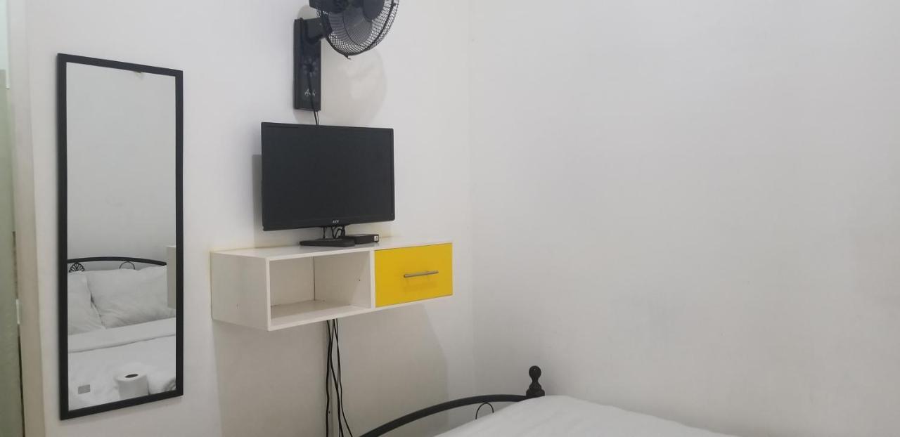 Innsite Room Rentals Pasay Zewnętrze zdjęcie